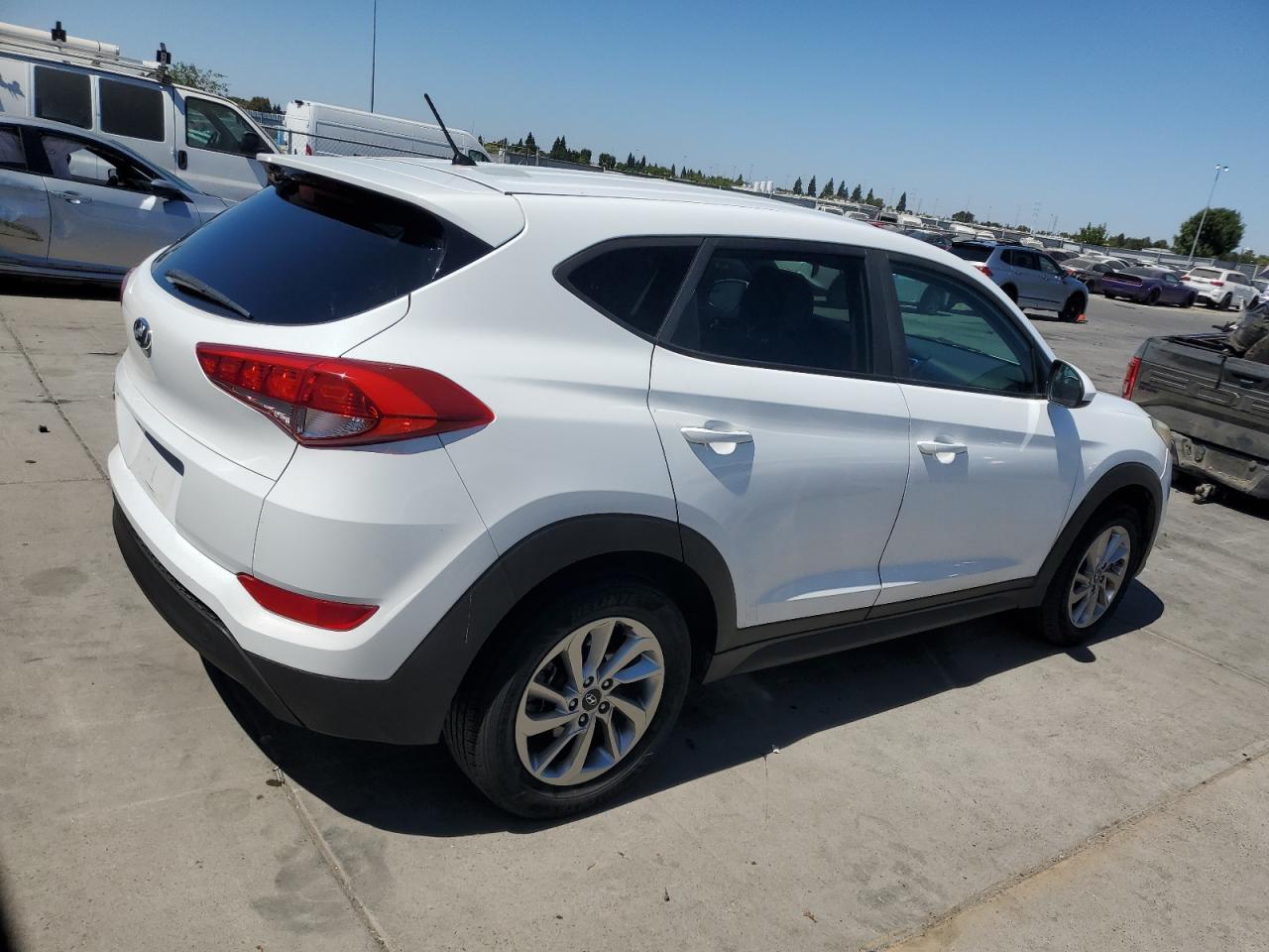 2018 Hyundai Tucson Se - Фото 3