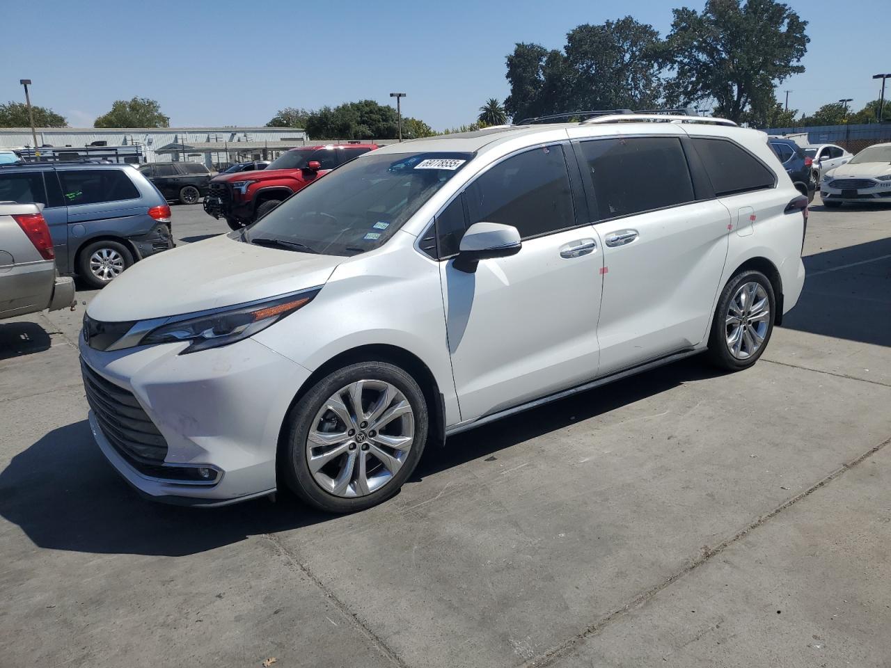 2022 Toyota Sienna Limited