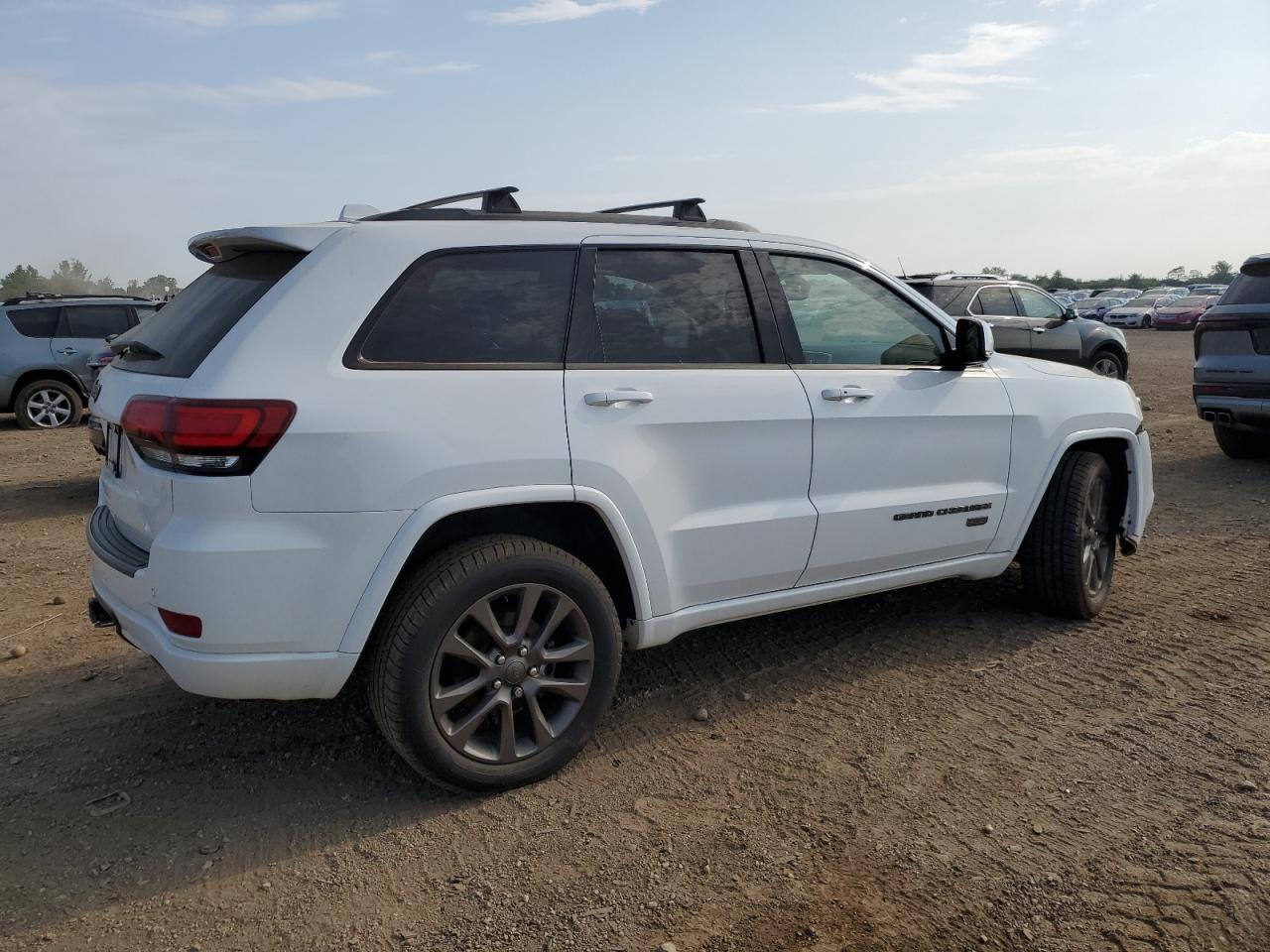 2017 Jeep Grand Cherokee Limited - Image 3