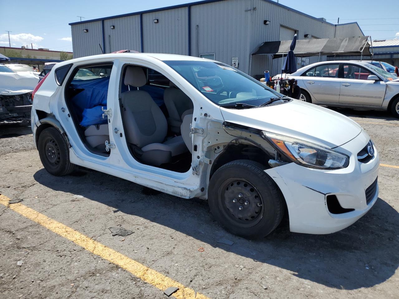 2016 Hyundai Accent Se - Фото 4