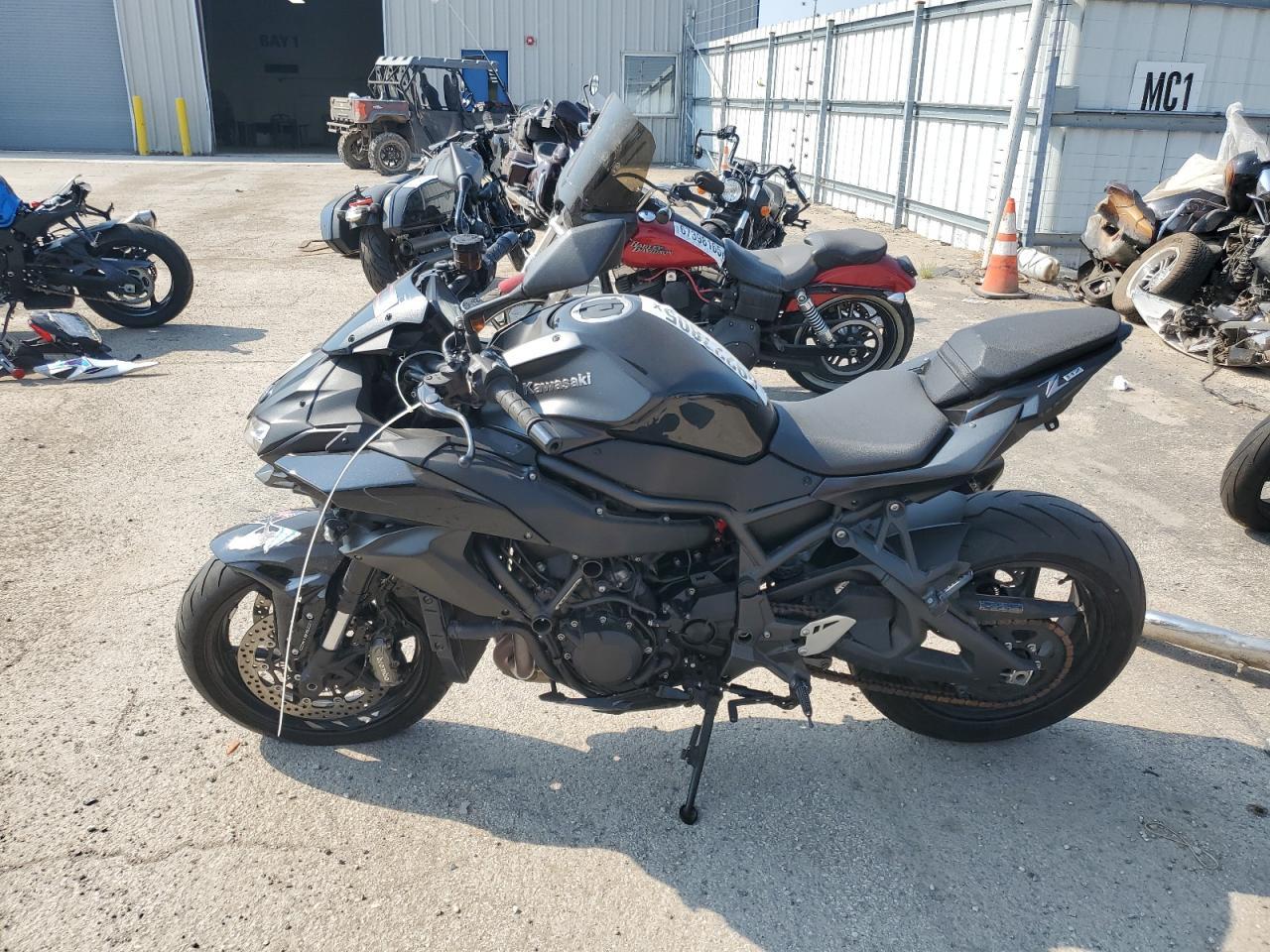 2021 Kawasaki Zr1000 K - Фото 3