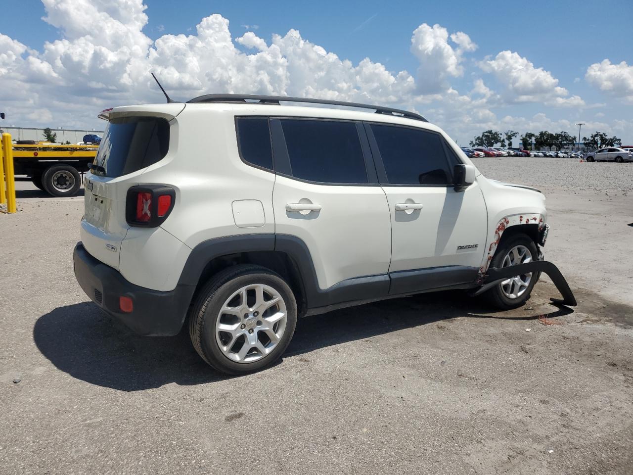 2017 Jeep Renegade Latitude - Фото 3
