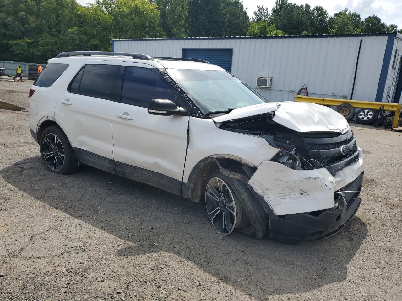 2015 Ford Explorer Sport - Фото 4