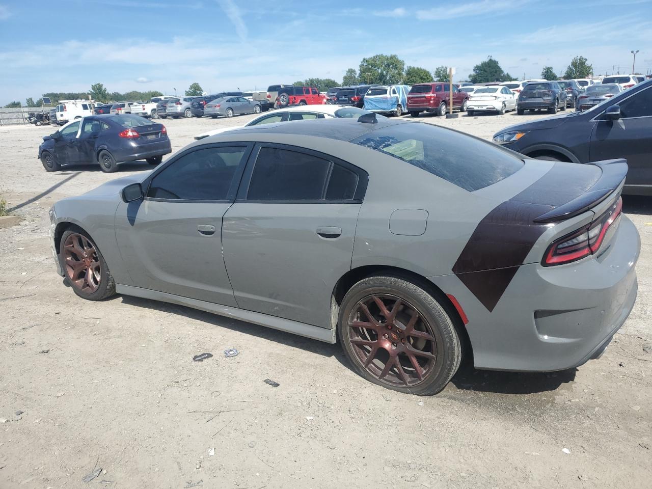 2019 Dodge Charger - Image 2