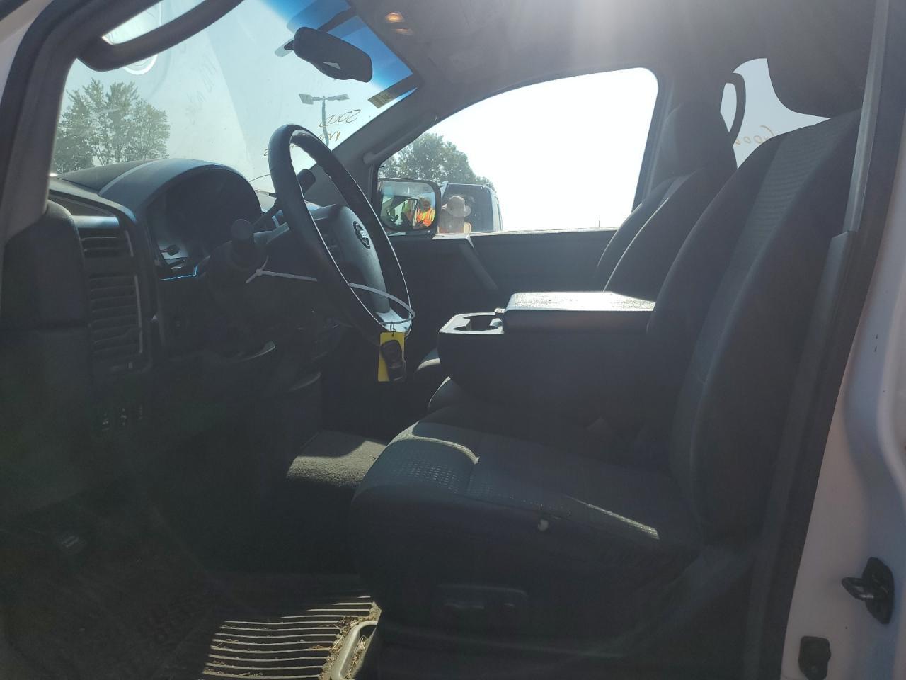 2005 Nissan Titan Xe - Фото 7