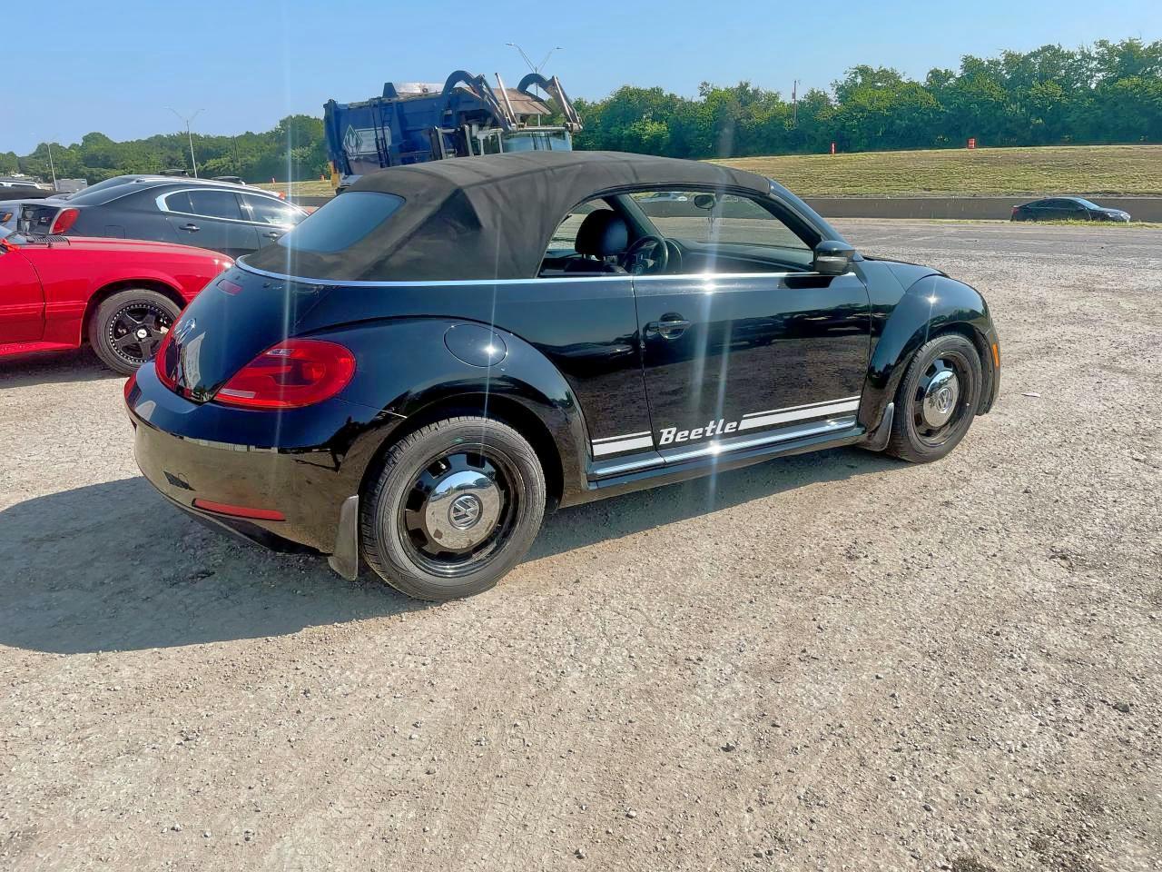 2014 Volkswagen Beetle - Фото 4