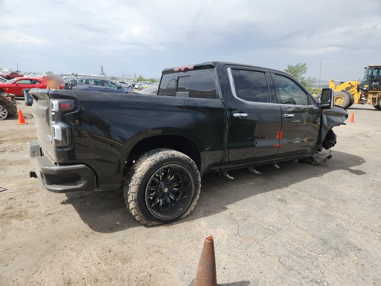 2021 Chevrolet Silverado K1500 High Country - Image 3