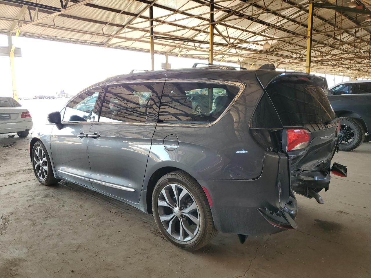2020 Chrysler Pacifica Limited - Image 2