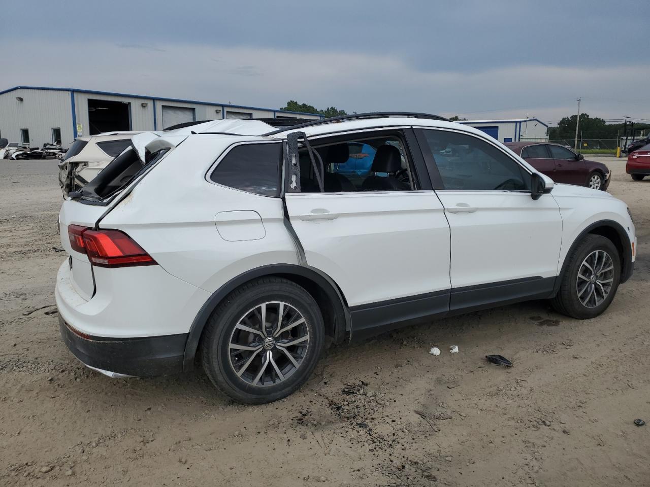 2019 Volkswagen Tiguan Se - Image 4