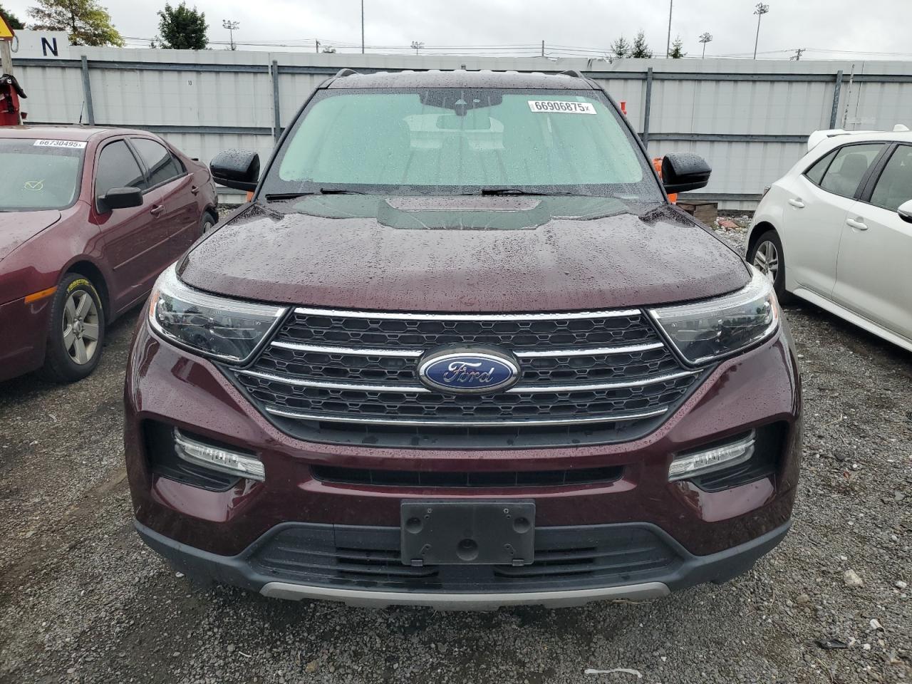 2022 Ford Explorer Xlt - Фото 5