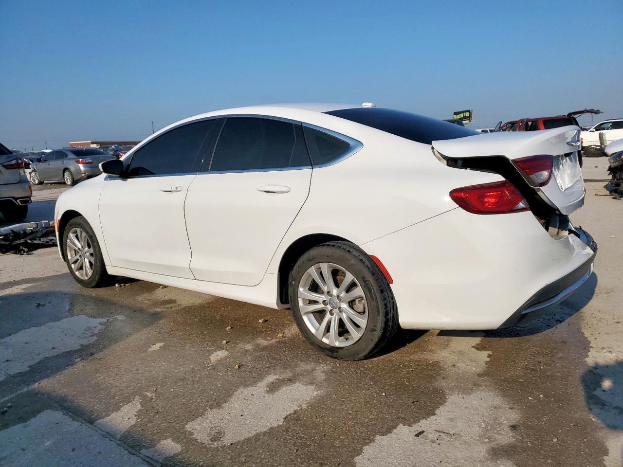 2015 Chrysler 200 Limited - Image 2