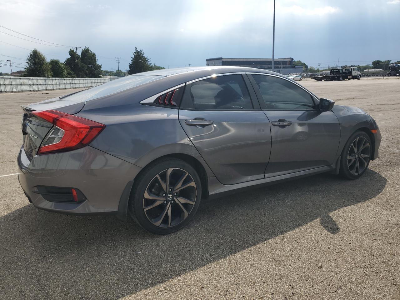 2021 Honda Civic Sport - Фото 3