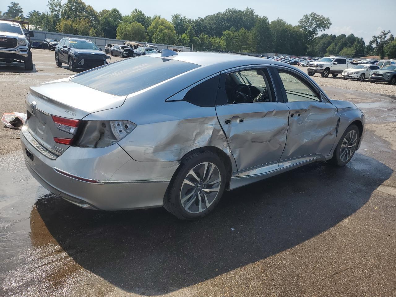 2018 Honda Accord Touring Hybrid - Фото 3
