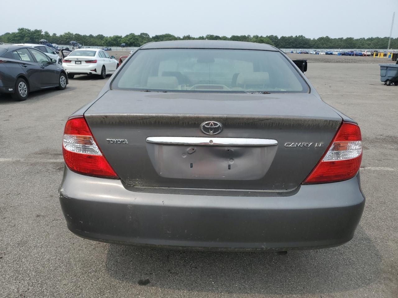 2003 Toyota Camry Le - Фото 6