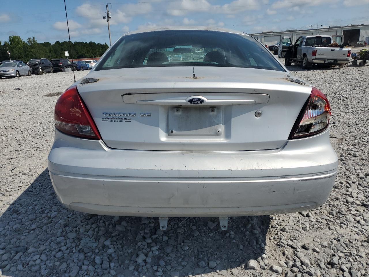 2005 Ford Taurus Se - Фото 6