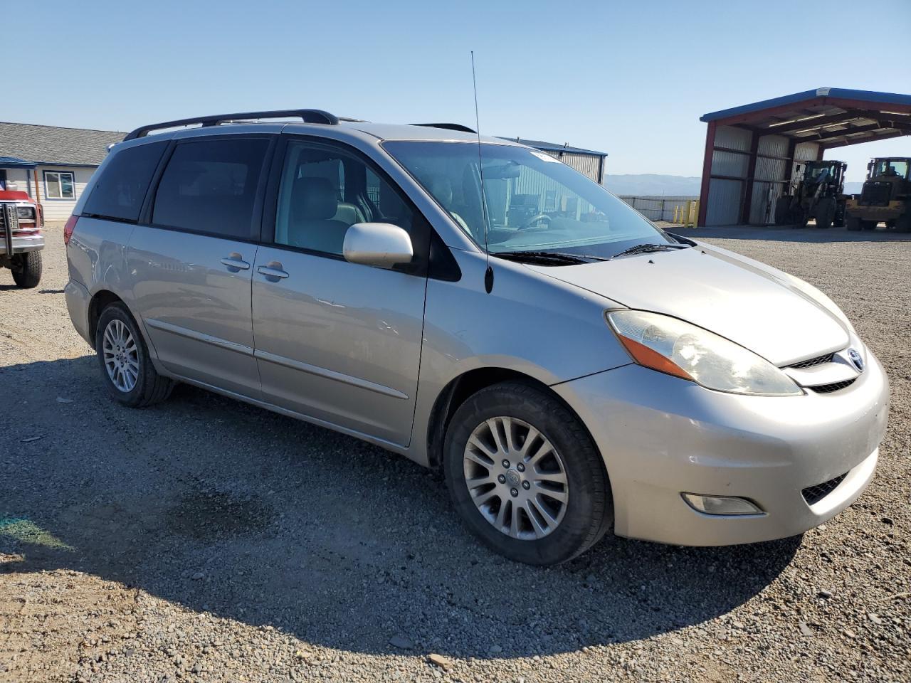 2009 Toyota Sienna Xle - Фото 4