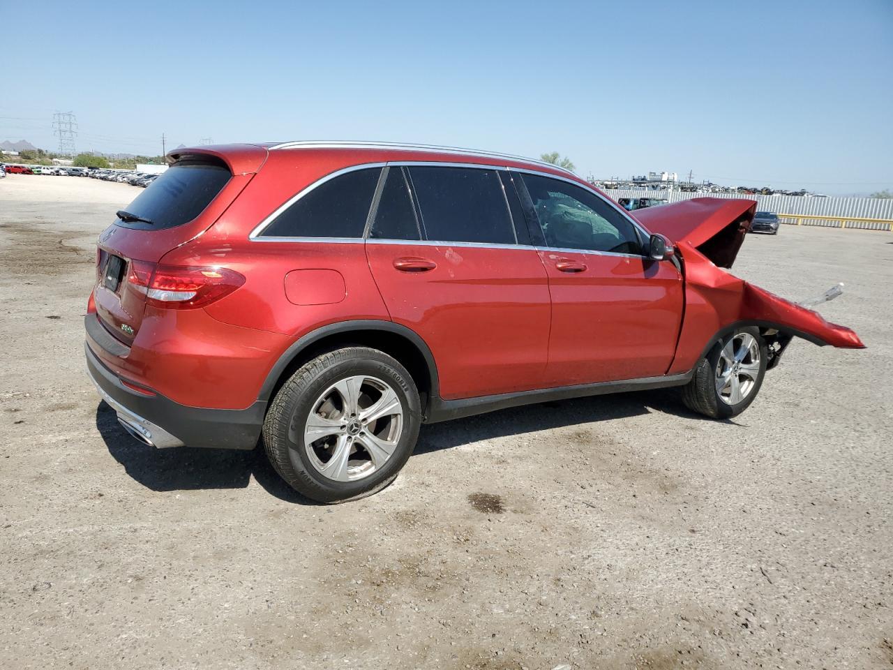 2017 Mercedes-Benz Glc 300 - Фото 3