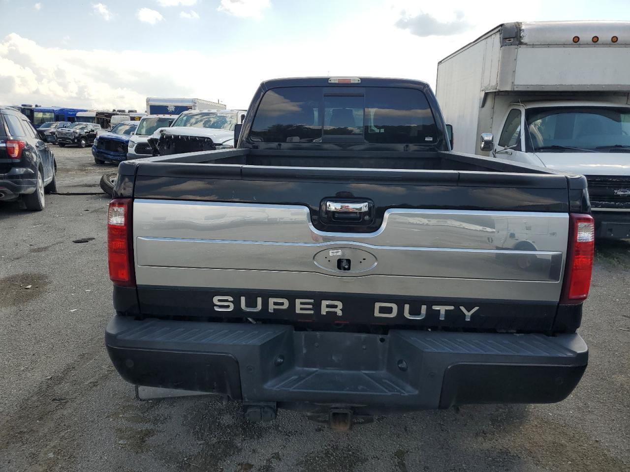 2016 Ford F350 Super Duty - Image 6