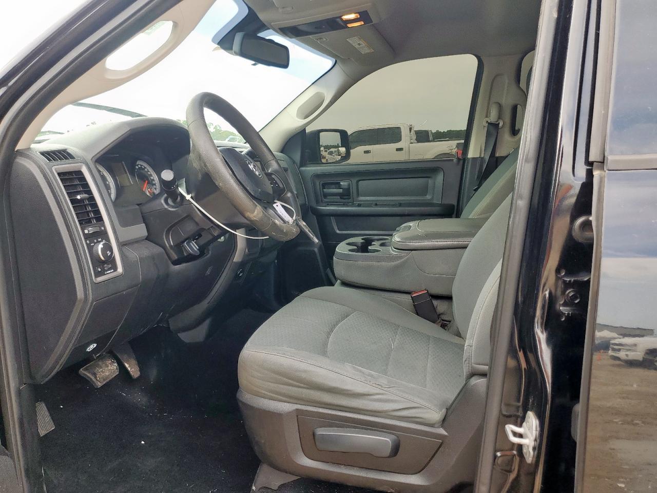 2014 Ram 1500 St - Image 7