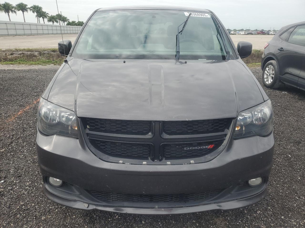 2015 Dodge Grand Caravan Sxt - Image 5
