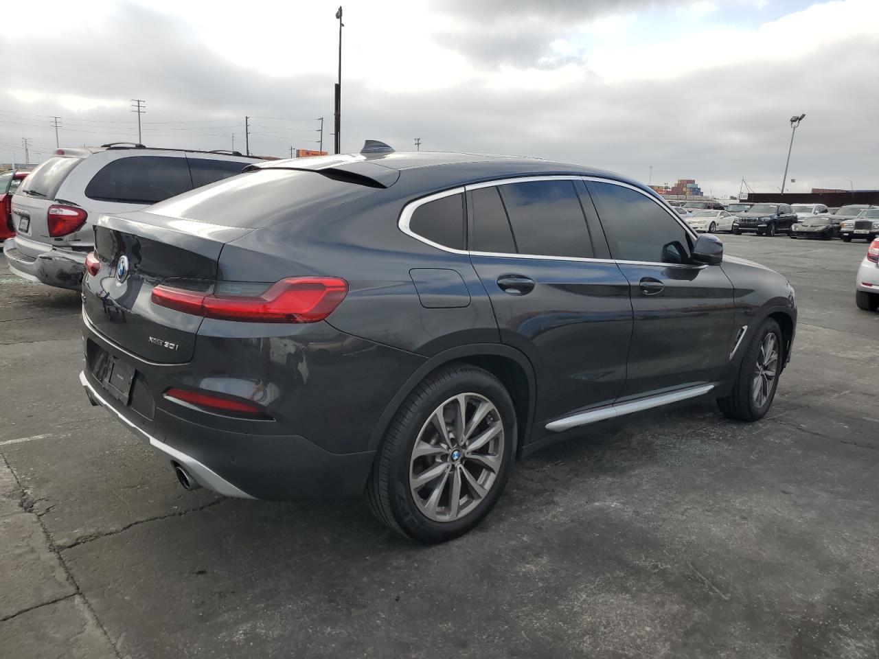2019 BMW X4 xDrive30I - Image 3