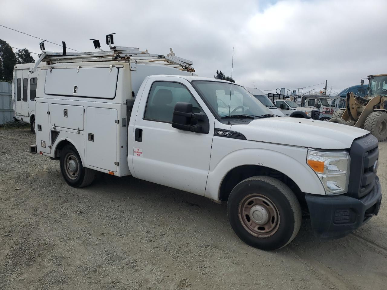 2013 Ford F-350 Sd Utility Truck ** R & D * Cln Title * Pri Fleet ** - Image 4