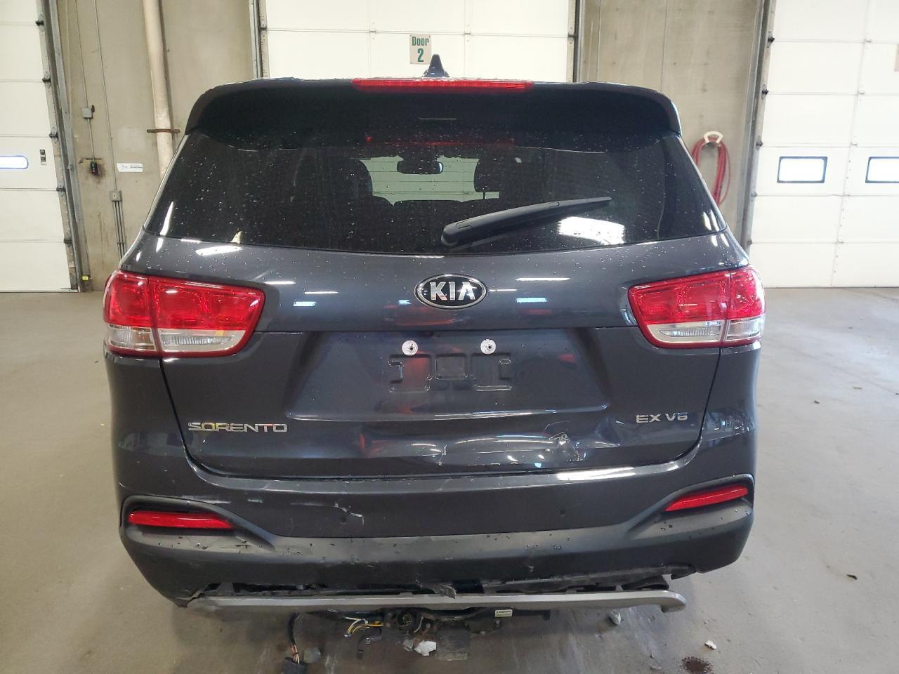 2018 Kia Sorento Ex - Image 6