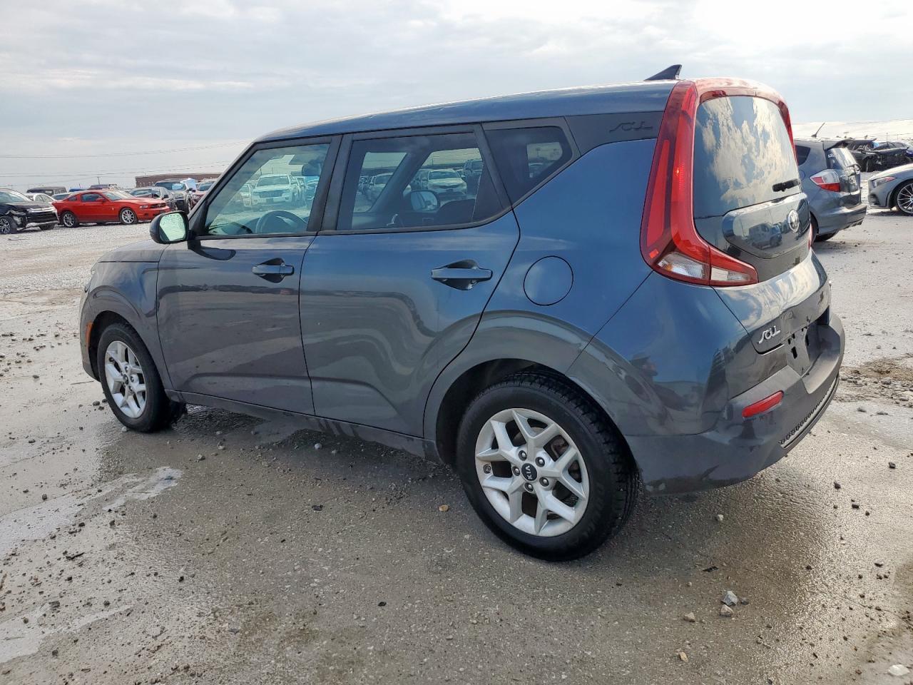 2020 Kia Soul Lx - Фото 2