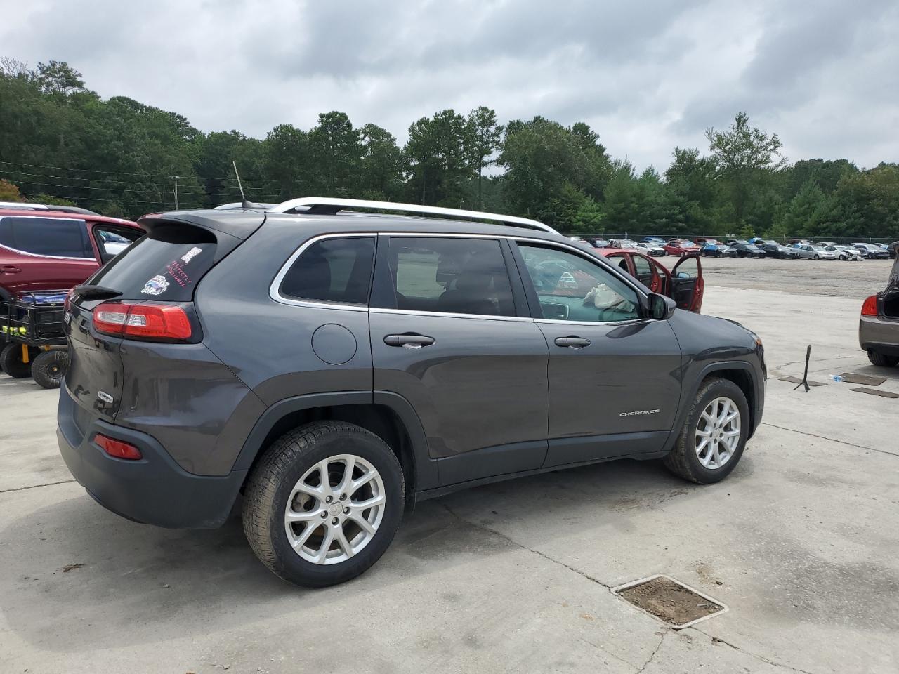 2017 Jeep Cherokee Latitude - Фото 3