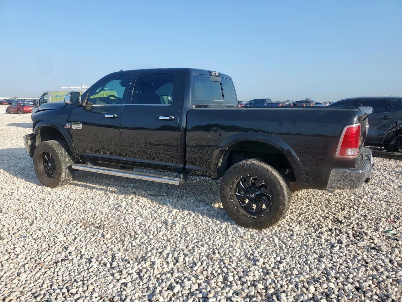 2018 Ram 3500 Longhorn - Фото 2