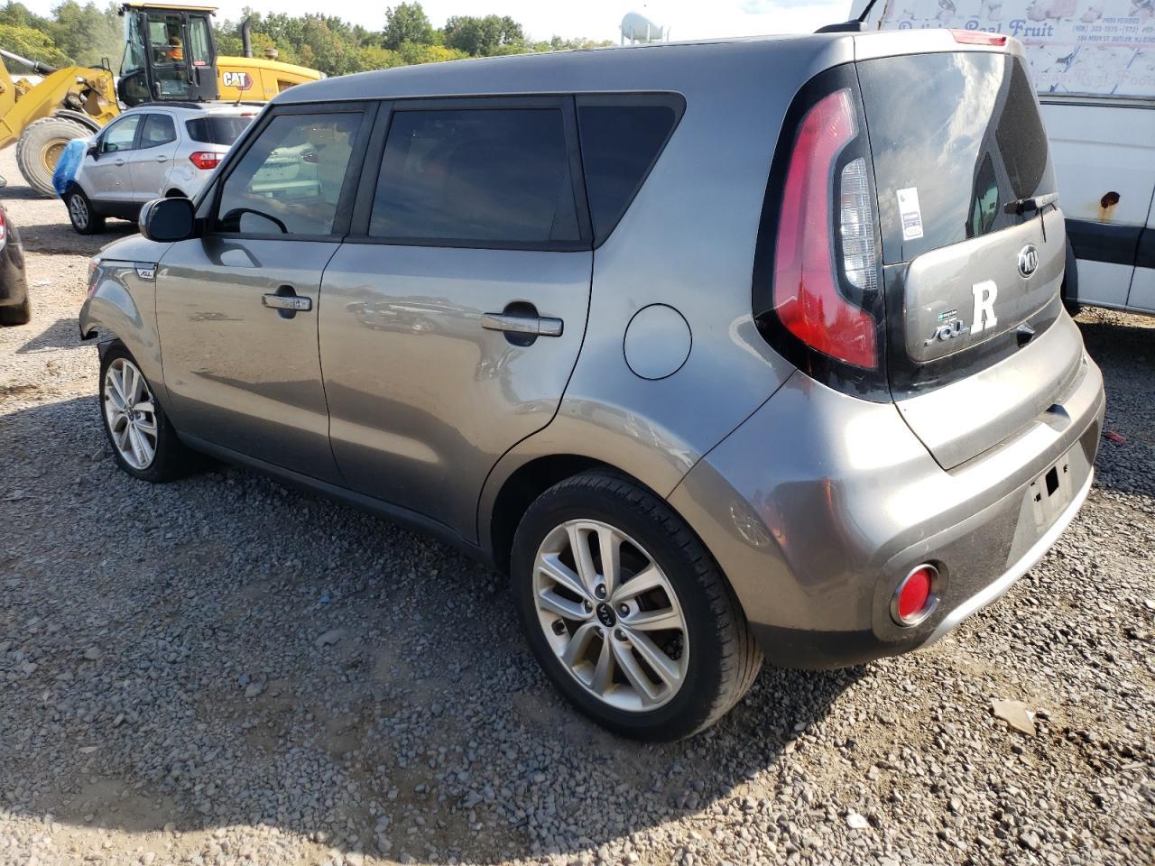 2018 Kia Soul + - Image 2