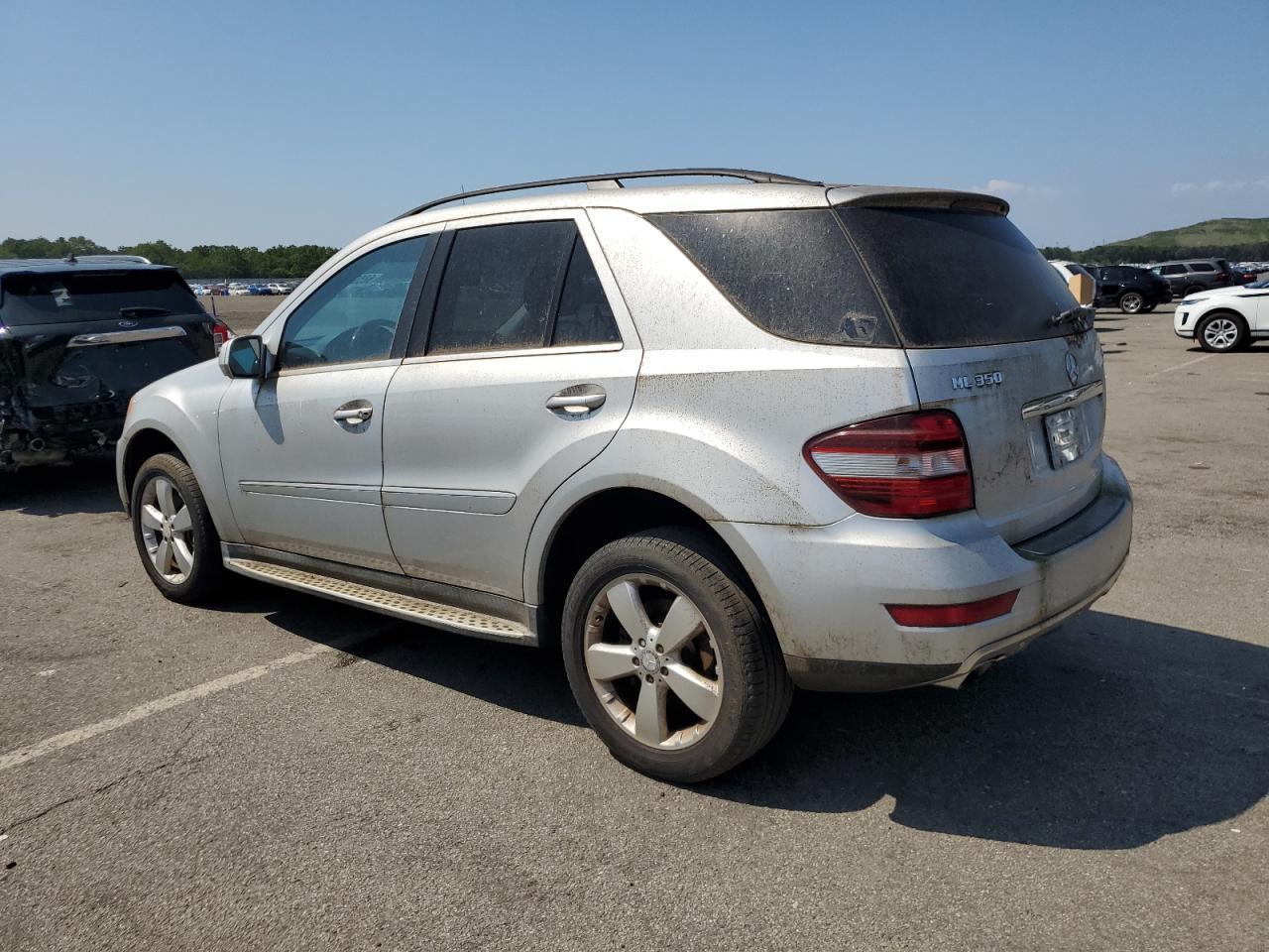 2010 Mercedes-Benz Ml 350 4Matic - Фото 2