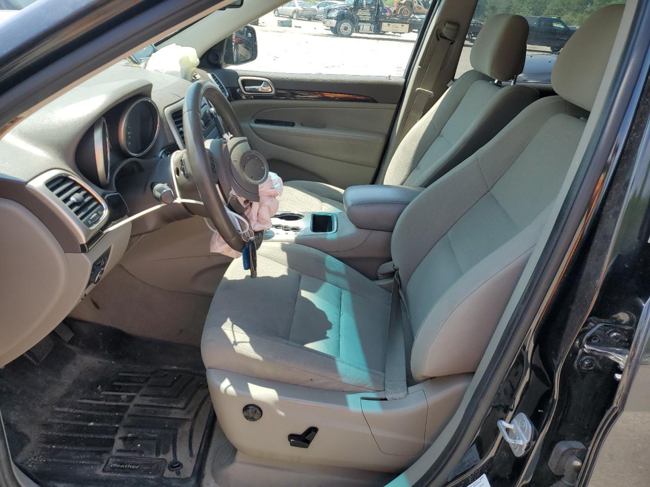 2013 Jeep Grand Cherokee Laredo - Image 7