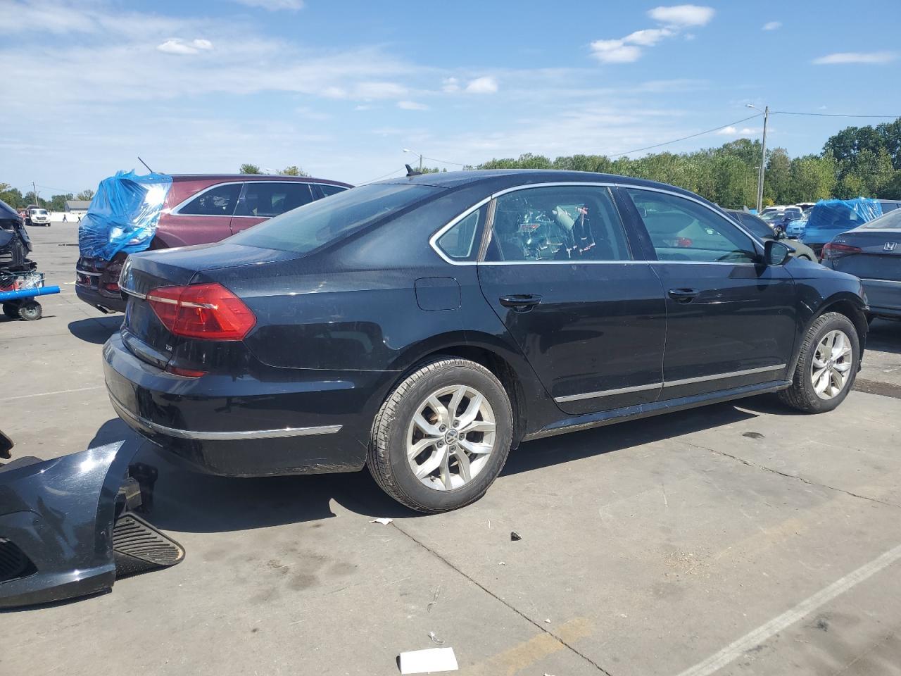 2016 Volkswagen Passat S - Image 3