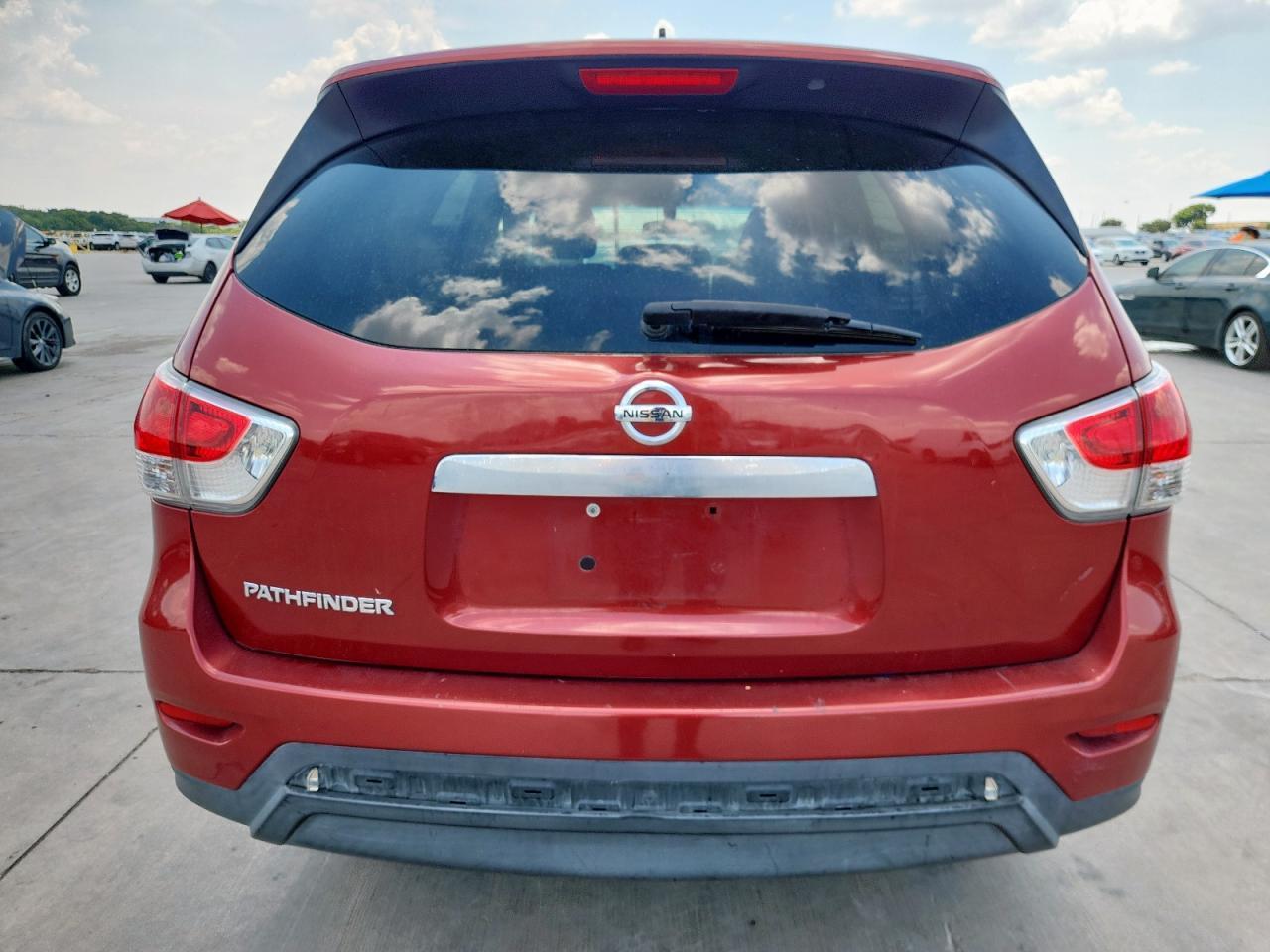 2014 Nissan Pathfinder S - Фото 6