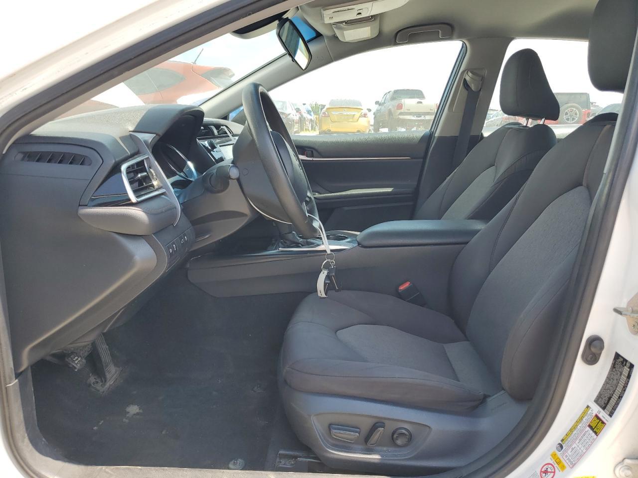 2018 Toyota Camry L - Image 7