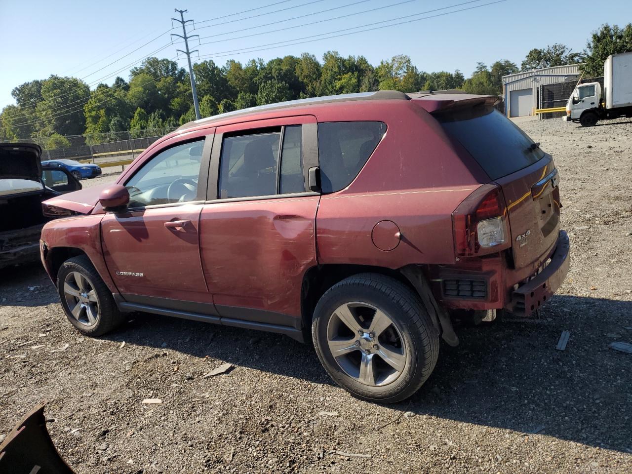 2016 Jeep Compass Latitude - Image 2