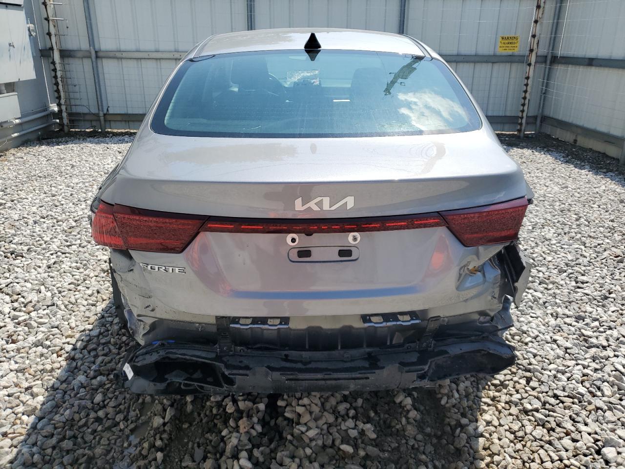 2024 Kia Forte Lx - Image 6