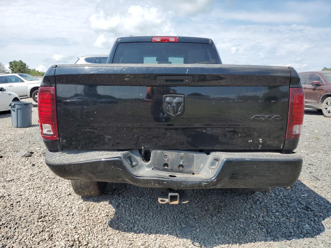 2015 Ram 1500 St - Image 6