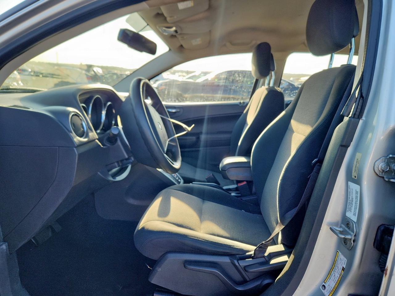 2010 Dodge Caliber Mainstreet - Image 7
