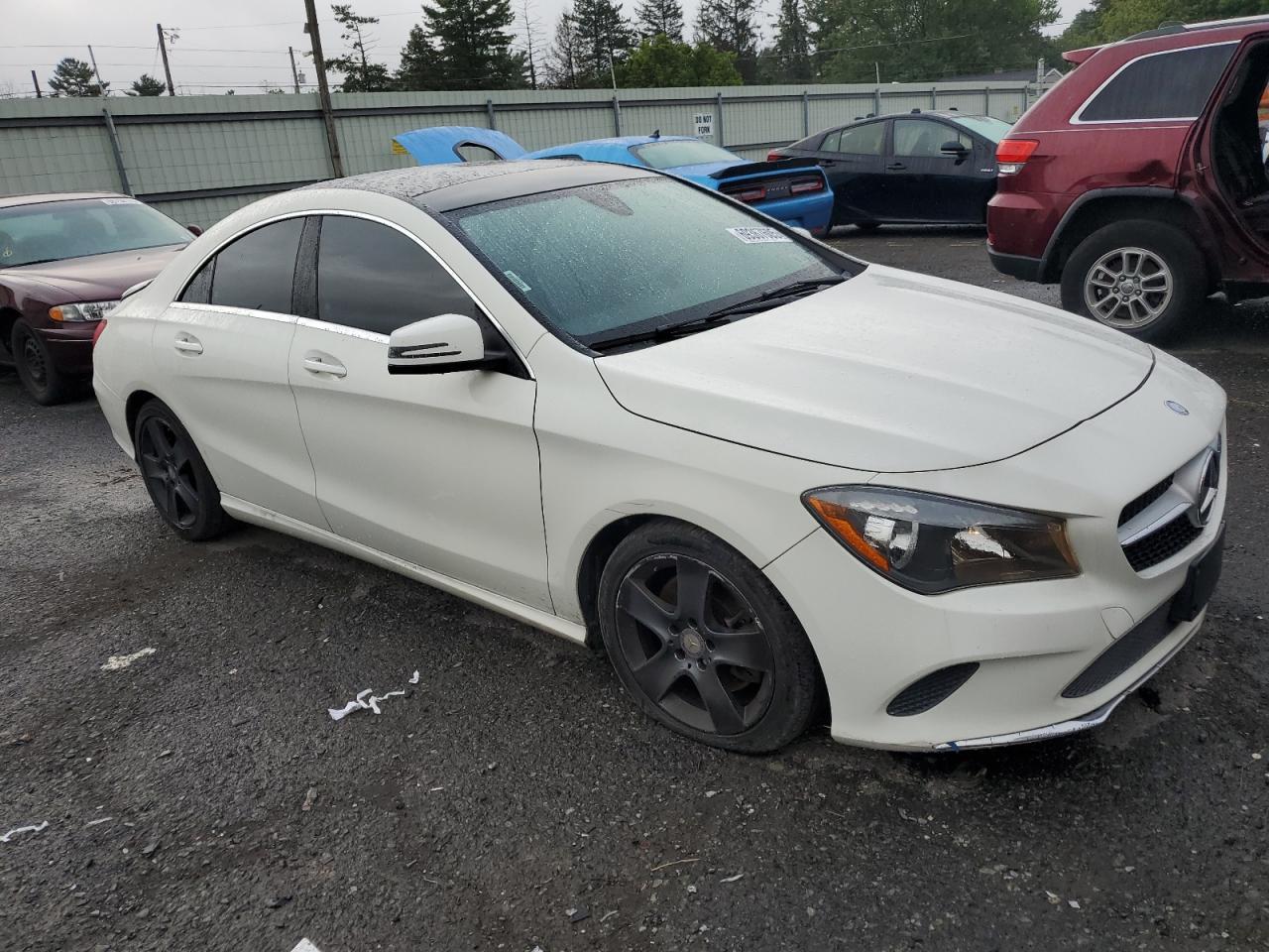 2017 Mercedes-Benz Cla 250 4Matic - Фото 4
