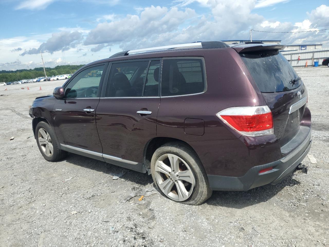 2012 Toyota Highlander Limited - Image 2