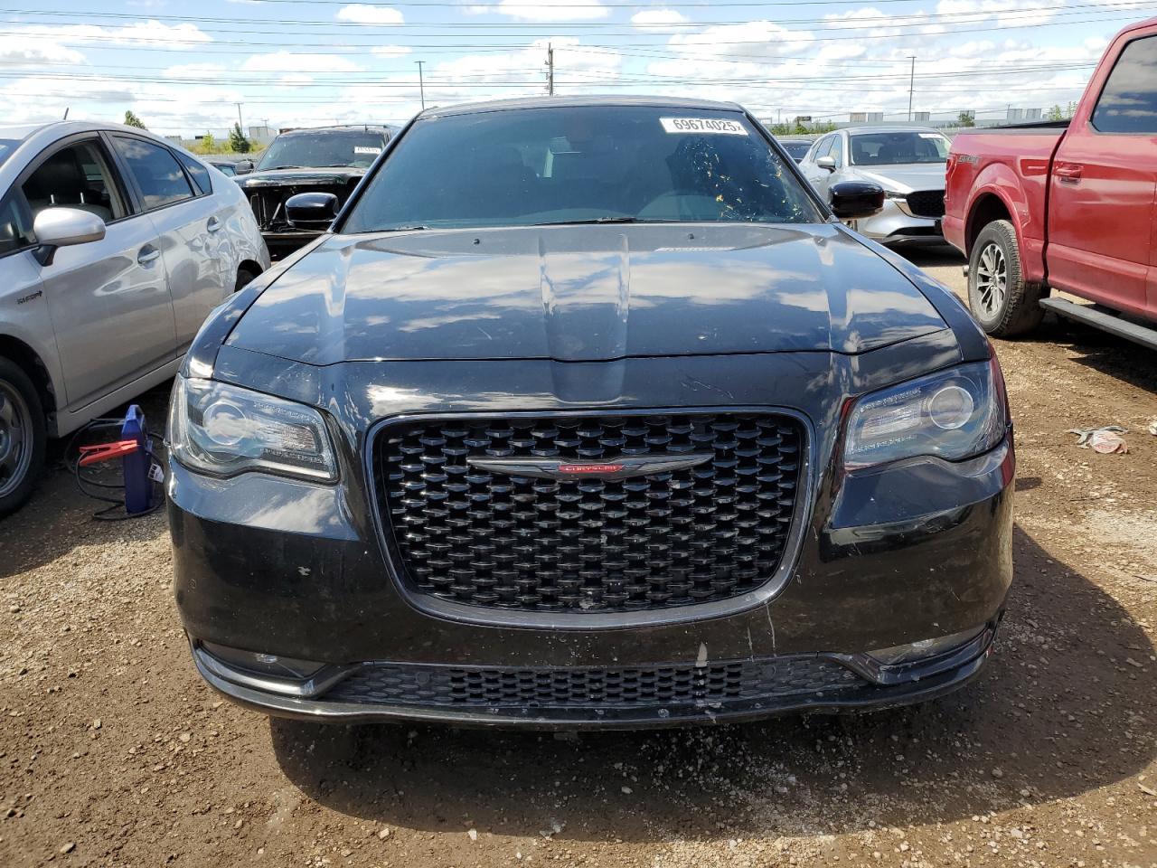 2023 Chrysler 300 S - Фото 5