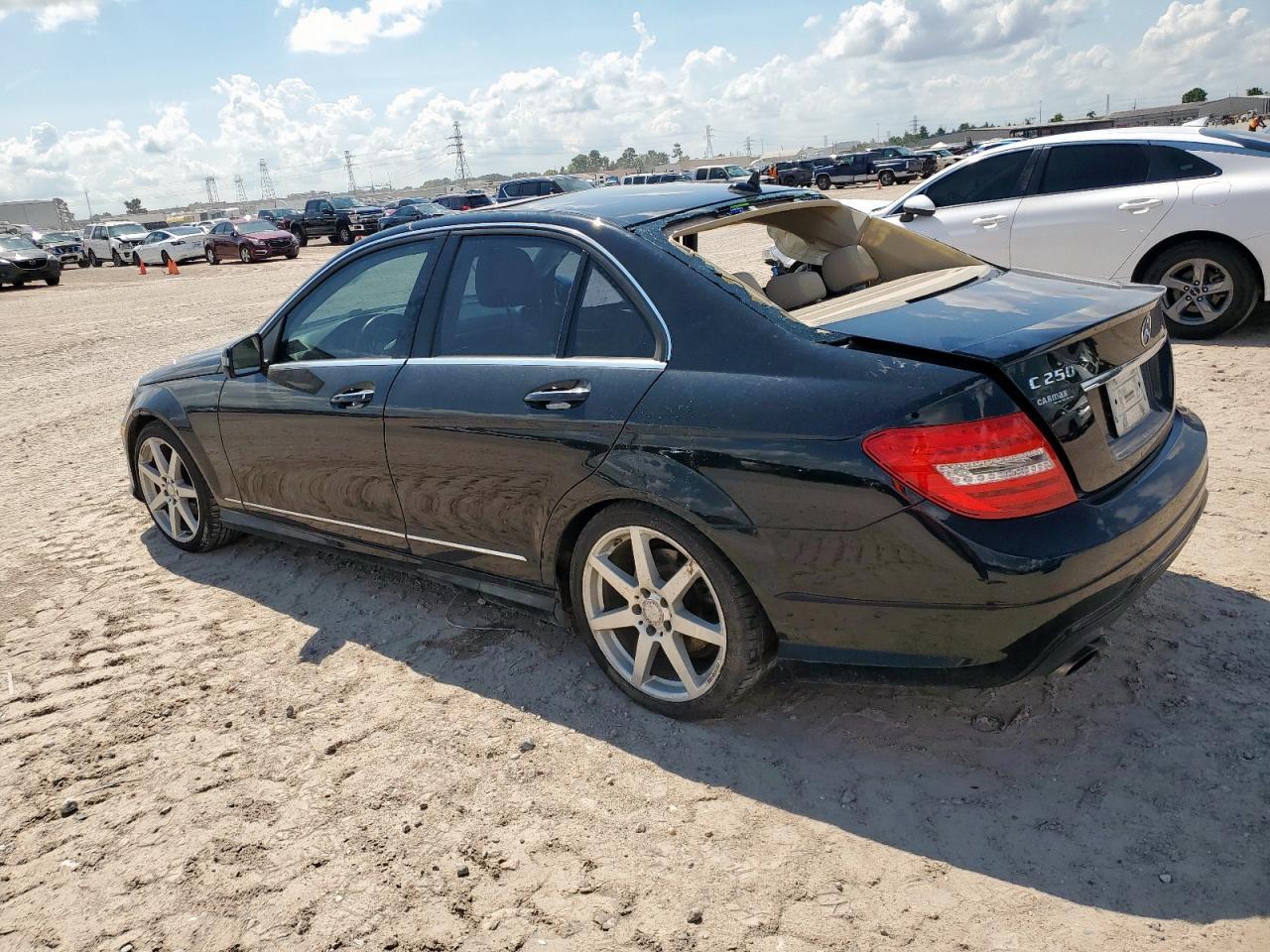 2014 Mercedes-Benz C 250 - Фото 2