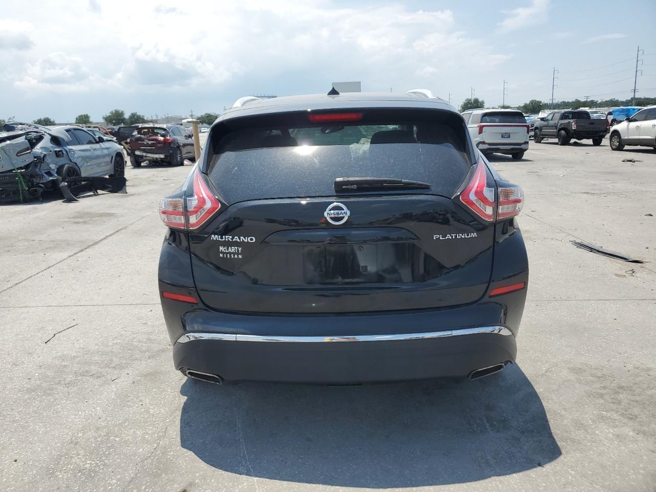 2016 Nissan Murano S - Image 6