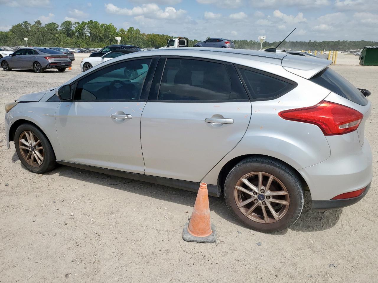 2018 Ford Focus Se - Фото 2