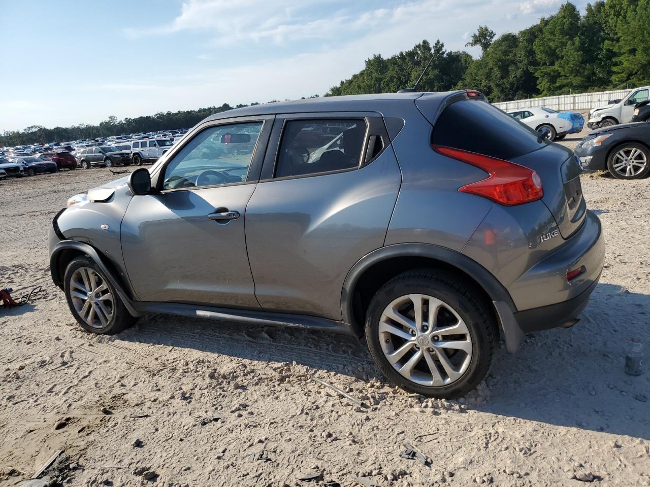 2013 Nissan Juke S - Фото 2