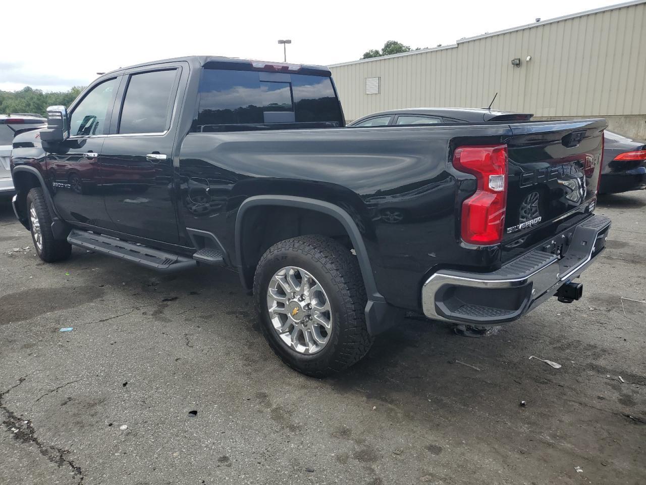 2024 Chevrolet Silverado K3500 Ltz - Image 2