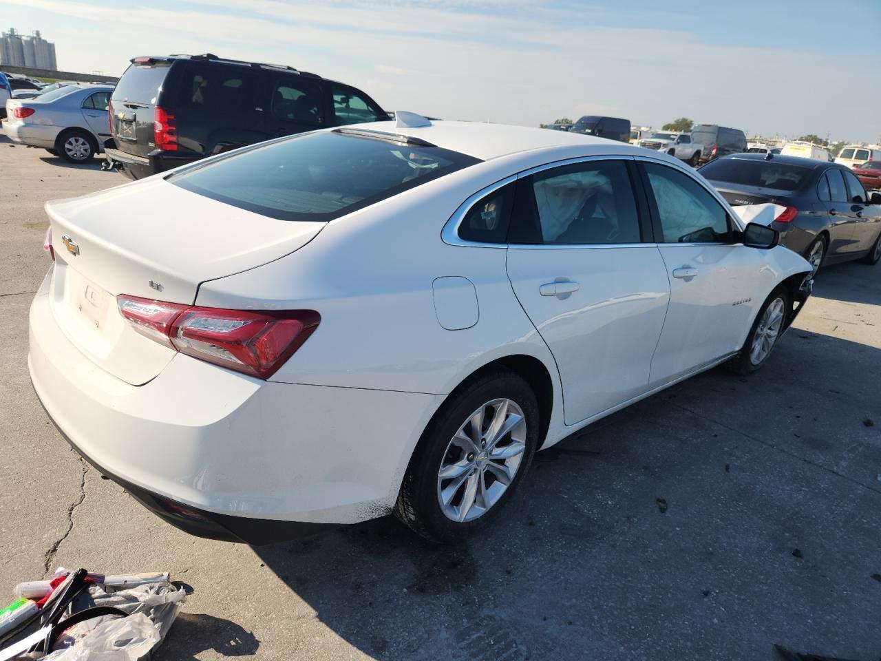2020 Chevrolet Malibu Lt - Image 3