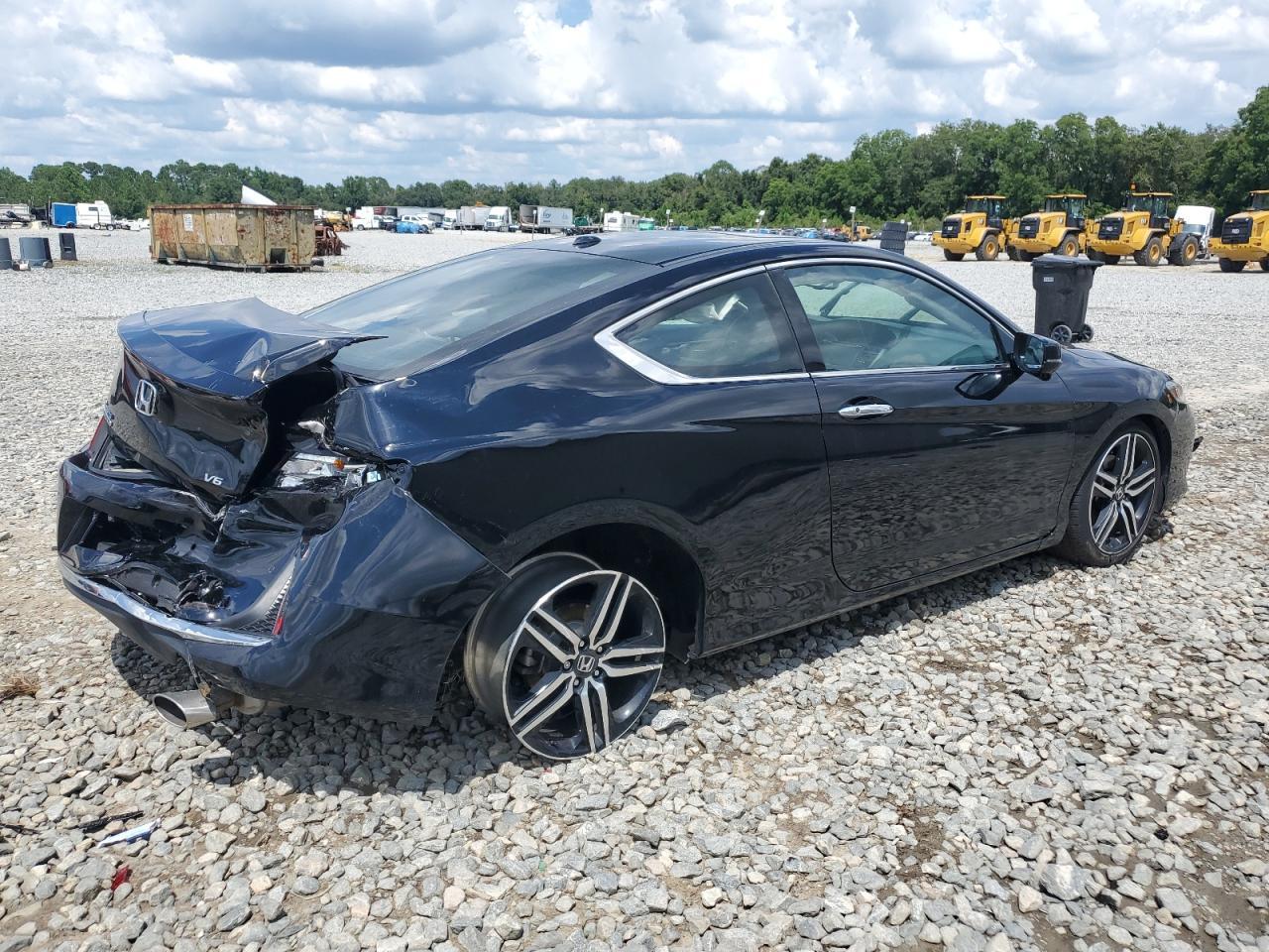 2017 Honda Accord Touring - Фото 3